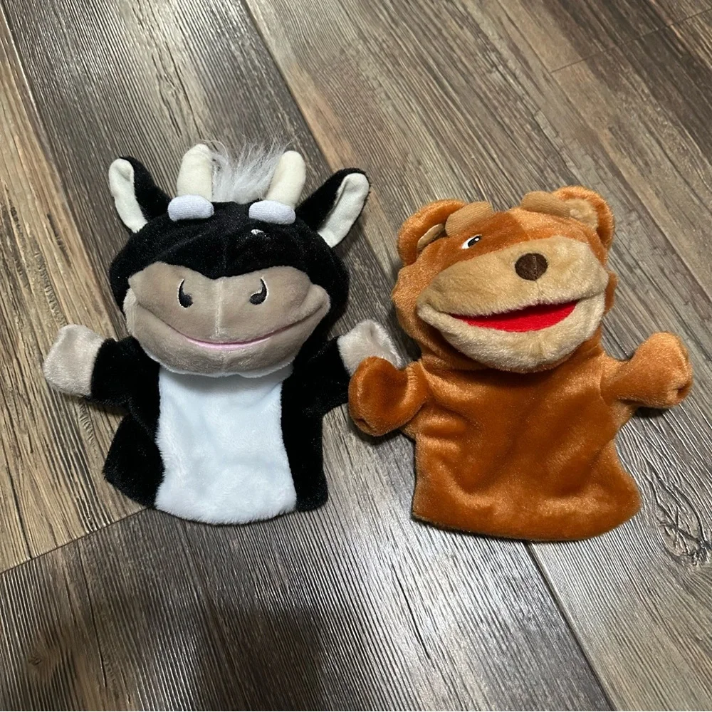 Lakeshore learning COW and Teddy BEAR hand puppet make believe pretend play